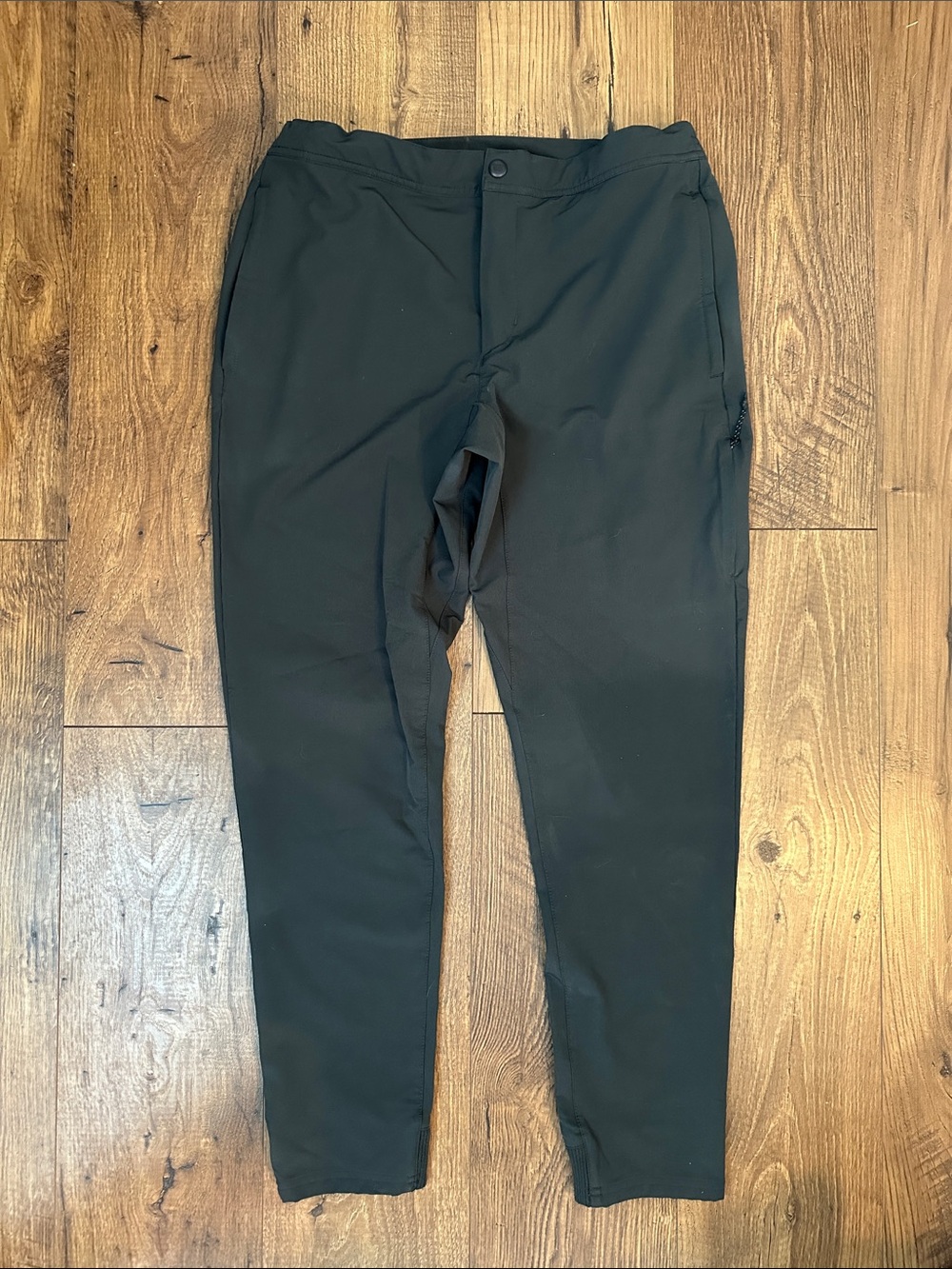 Mack Weldon's Charcoal Stretch Casual Pants